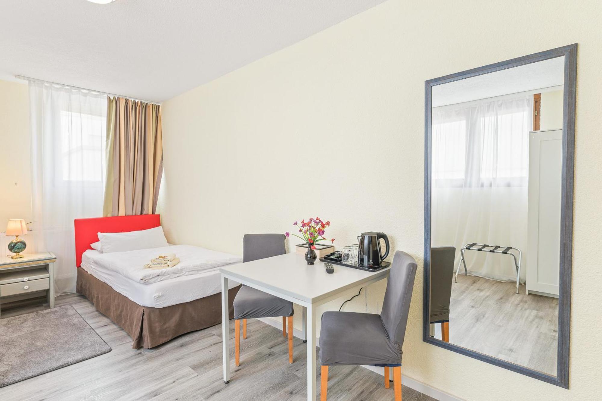 Businesshotel Lemon Suites Self Check-In Messe Airport Mit Kueche - Monteure Willkommen Neuhausen auf den Fildern 객실 사진