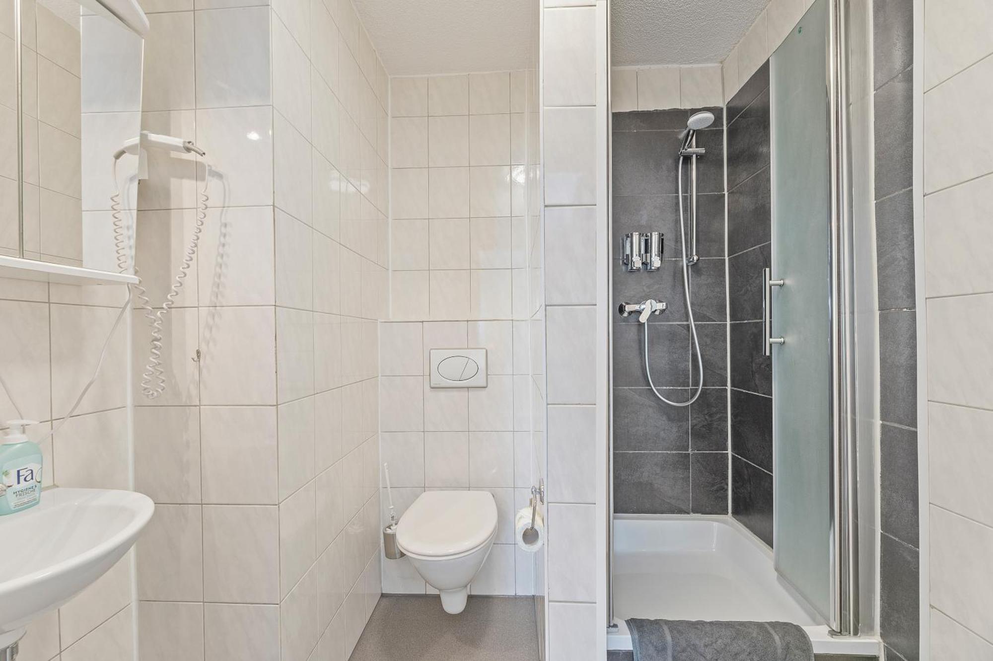 Businesshotel Lemon Suites Self Check-In Messe Airport Mit Kueche - Monteure Willkommen Neuhausen auf den Fildern 객실 사진